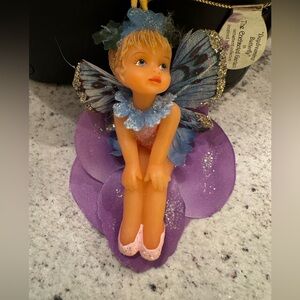 Ashton Drake Heirloom
Ornaments "Daydreaming
Butterfly" The Enchanted Garden.